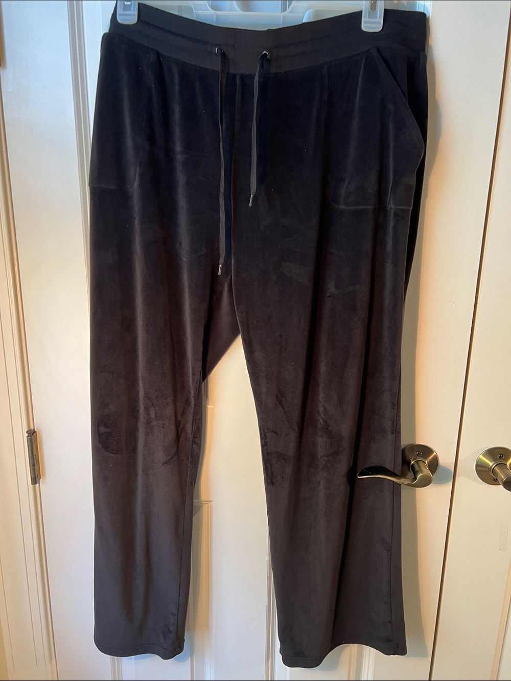 Women’s Black Drawstring Velvet Lounge Pants